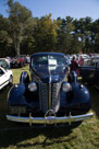 1938 Buick Limited
Buick Valve-in-head straight-eight engine. 320 cu.in, Buick Turbulator Pistons. 141 horseposer at 3600 rpm. Dual downdraft Aerobat carburetor